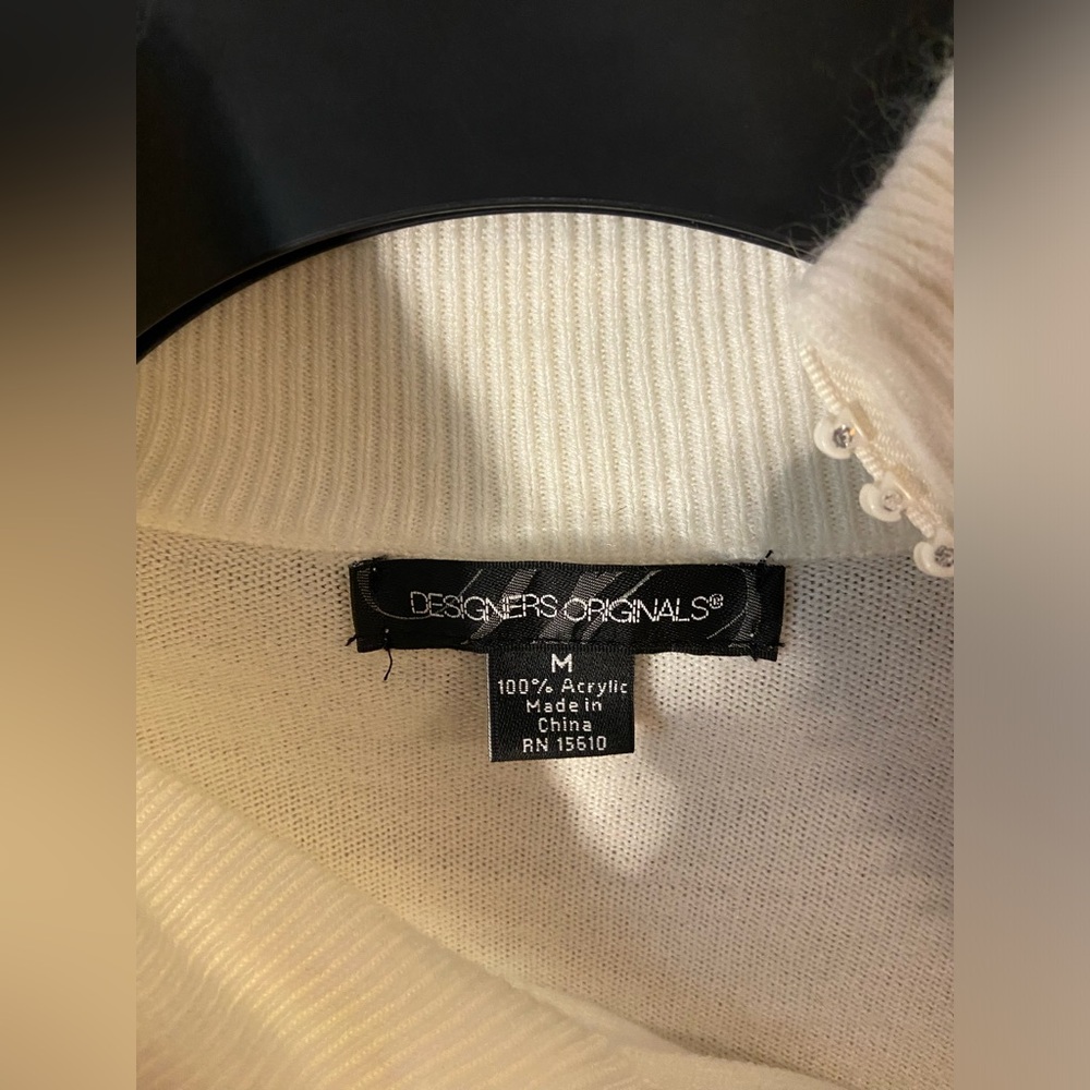 Designers Originals Luxelon beige zipper accent pullover sweater-size medium-EUC - Picture 4 of 4